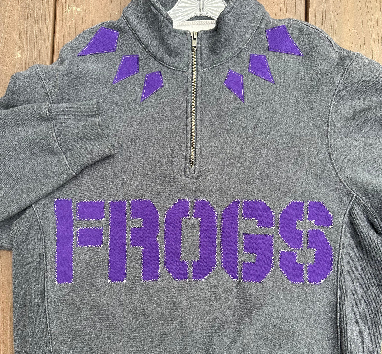 FROGS Quarter Zip
